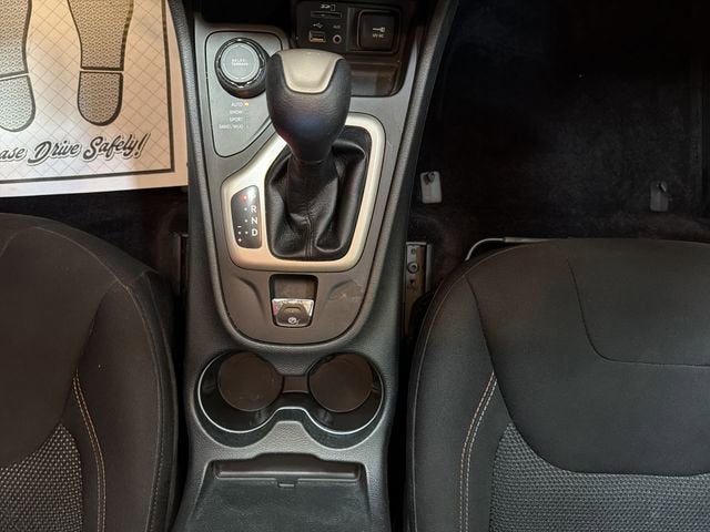 2016 Jeep Cherokee 75th Anniversary