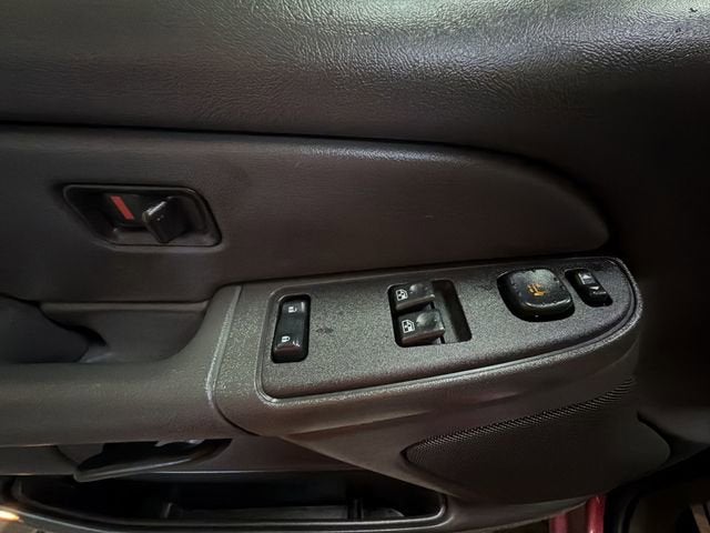 2004 Chevrolet Silverado 1500 LS