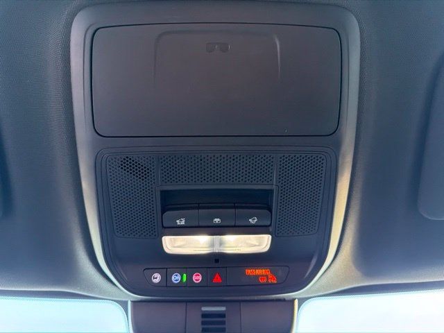 2025 GMC Acadia AT4