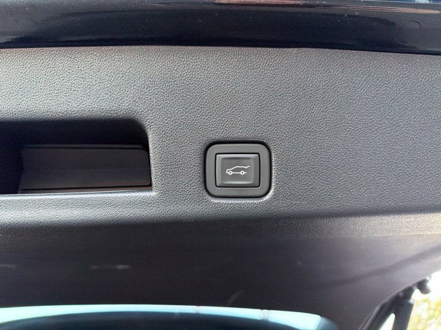 2025 GMC Acadia AT4