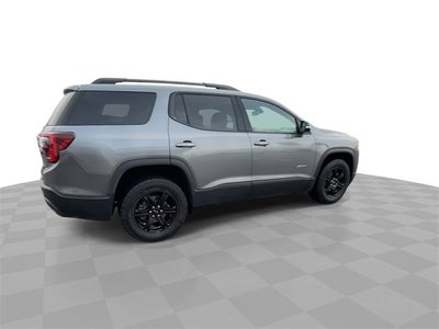 2022 GMC Acadia AT4