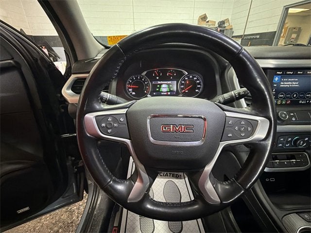 2021 GMC Acadia SLT