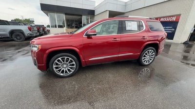 2023 GMC Acadia Denali