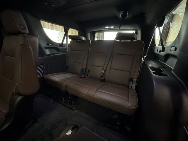 2022 Chevrolet Suburban High Country