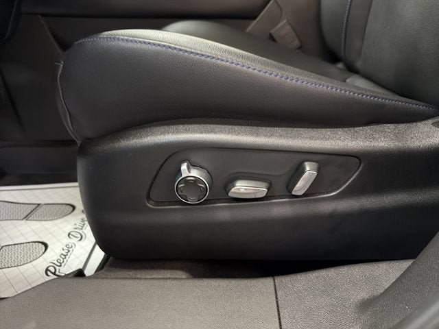 2025 Cadillac XT4 Sport