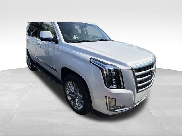 2020 Cadillac Escalade Luxury