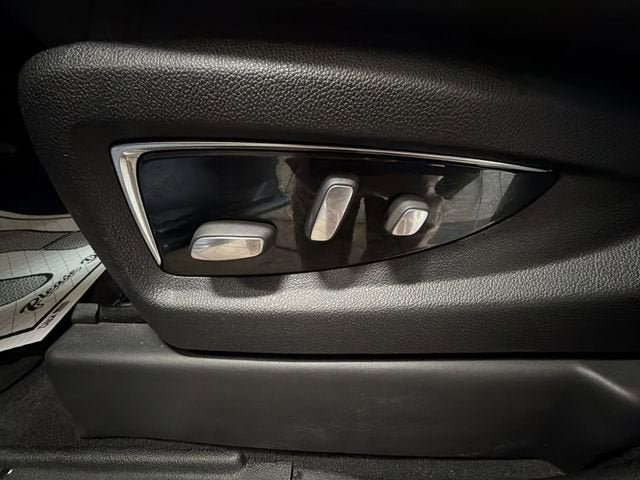 2016 Cadillac Escalade Luxury Collection