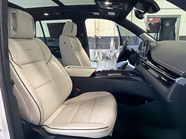 2022 Cadillac Escalade Sport