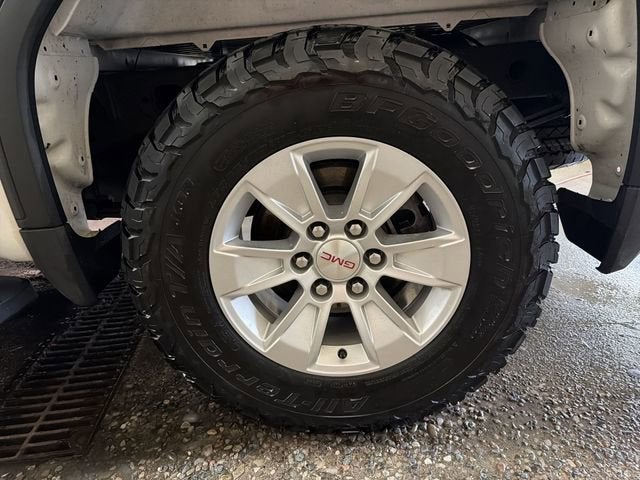 2023 GMC Sierra 1500 SLE