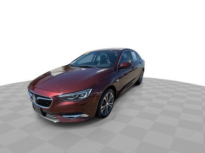 2018 Buick Regal Sportback Essence