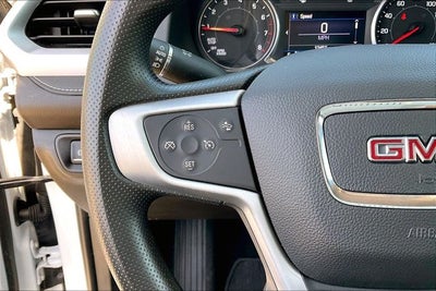 2022 GMC Acadia SLE