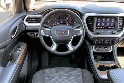 2022 GMC Acadia SLE