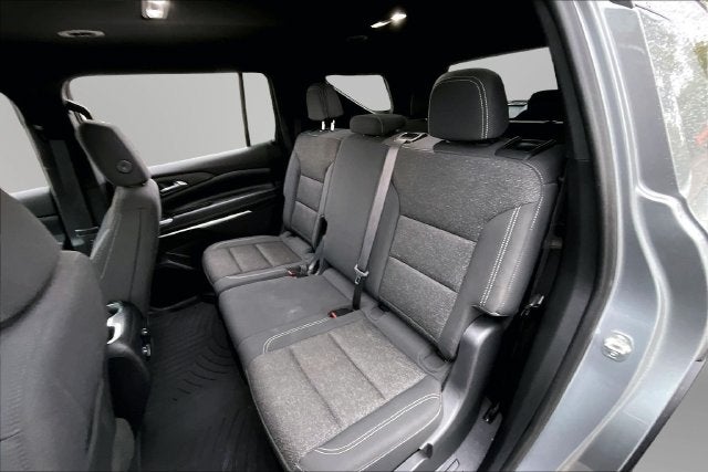 2024 Chevrolet Traverse LS