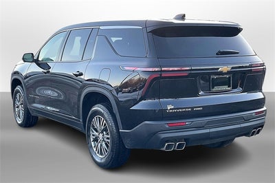 2024 Chevrolet Traverse LS
