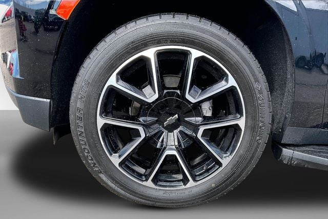2024 Chevrolet Suburban RST