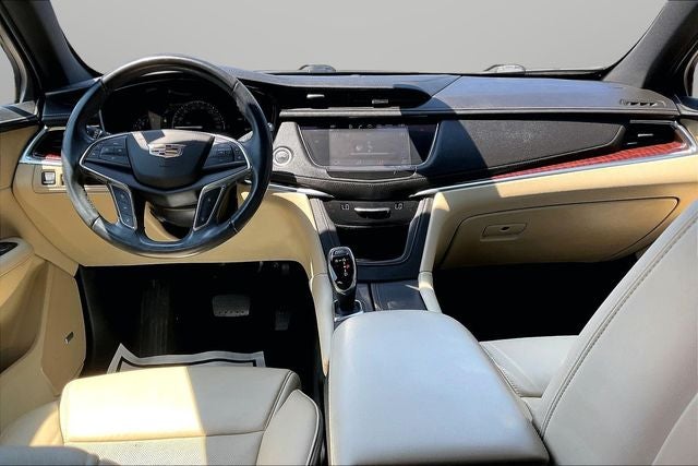 2019 Cadillac XT5 Premium Luxury