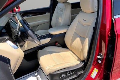 2019 Cadillac XT5 Premium Luxury