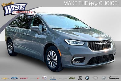 2022 Chrysler Pacifica Hybrid Touring L