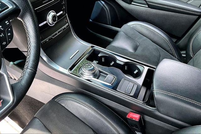 2019 Ford Edge ST