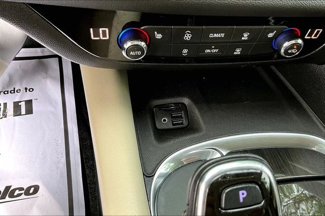 2020 Buick Enclave Essence