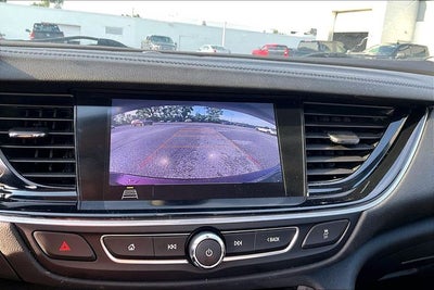 2019 Buick Regal TourX Essence