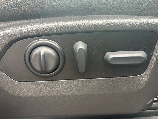 2022 GMC Sierra Limited AT4