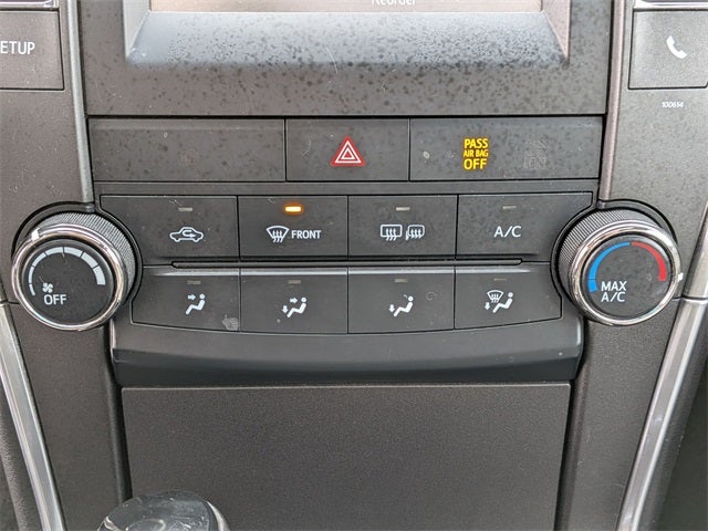 2017 Toyota CAMRY SE