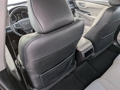 2017 Toyota CAMRY SE