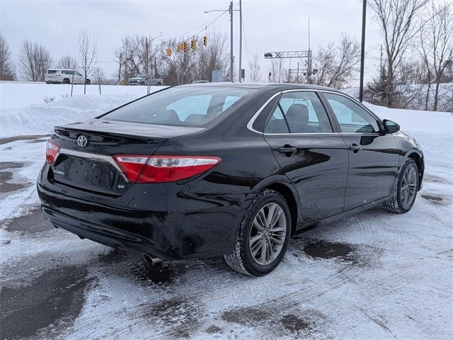 2017 Toyota CAMRY SE