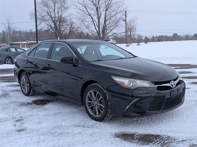 2017 Toyota CAMRY SE