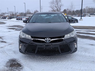 2017 Toyota CAMRY SE