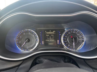 2016 Chrysler 200 Limited