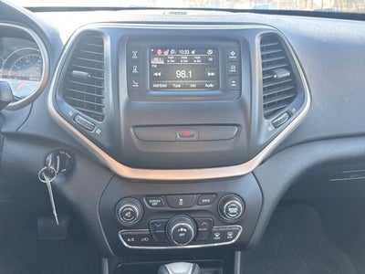 2015 Jeep Cherokee Sport