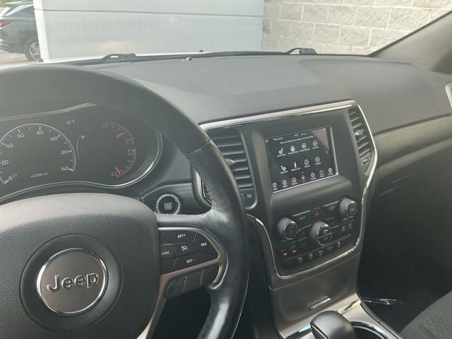2021 Jeep Grand Cherokee Laredo E