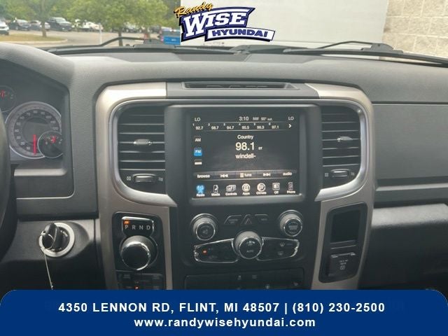 2017 RAM 1500 SLT