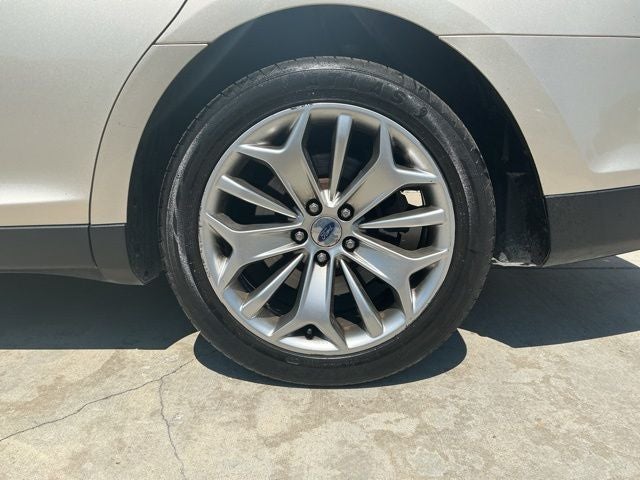 2018 Ford Taurus Limited