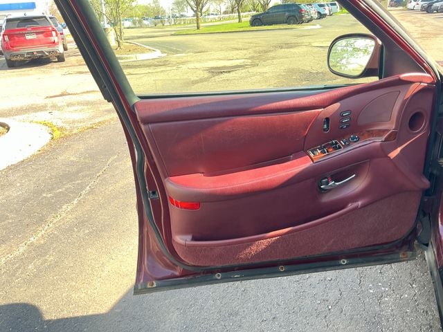 1997 Buick Park Avenue Base