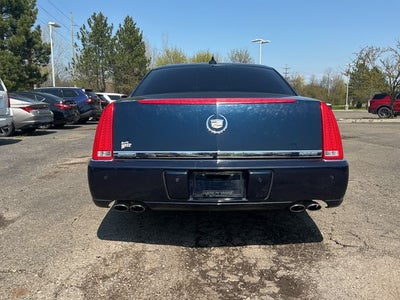 2009 Cadillac DTS Base