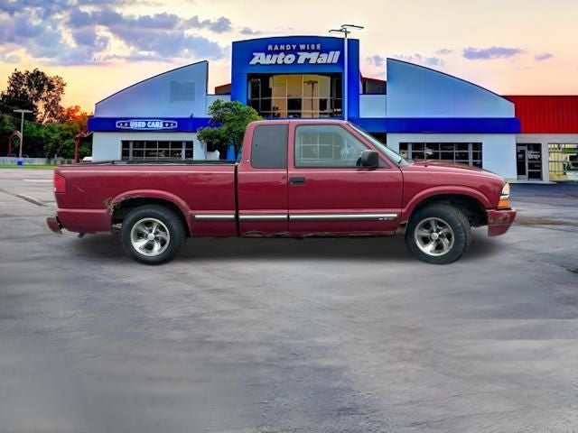 2001 Chevrolet S-10 LS