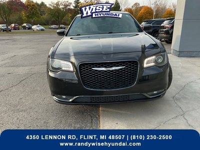 2019 Chrysler 300 S