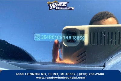 2024 Chrysler Voyager LX