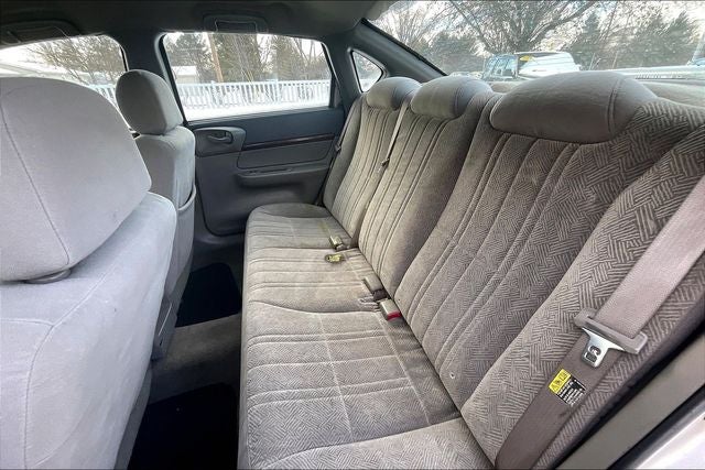 2005 Chevrolet Impala Base