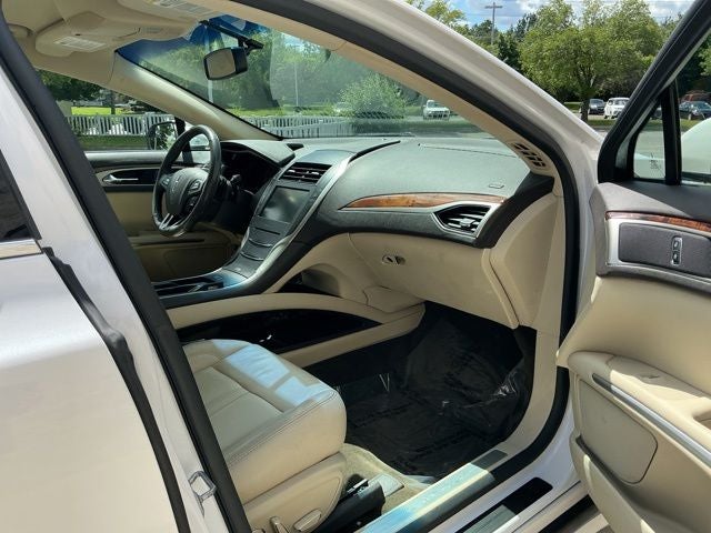 2014 Lincoln MKZ Base