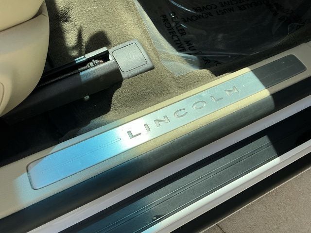 2014 Lincoln MKZ Base