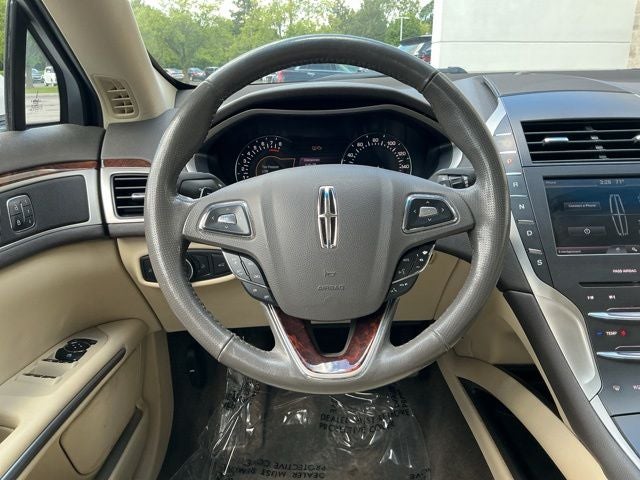 2014 Lincoln MKZ Base