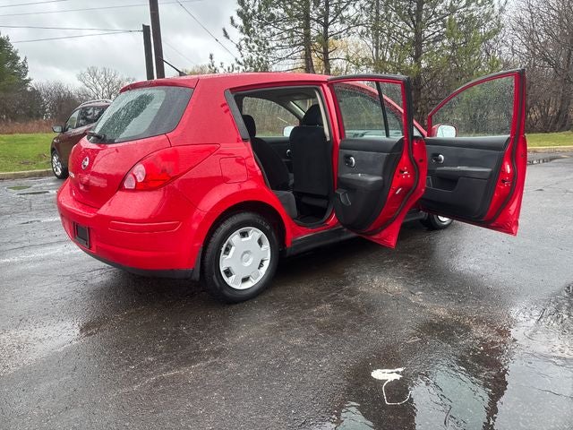 2012 Nissan Versa 1.8 S