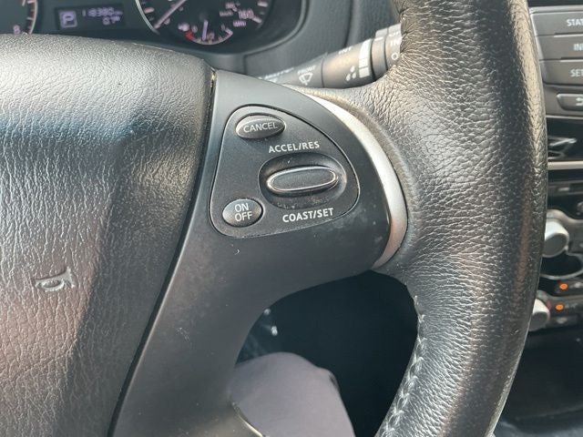 2014 Nissan Pathfinder SV