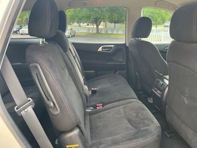 2014 Nissan Pathfinder SV