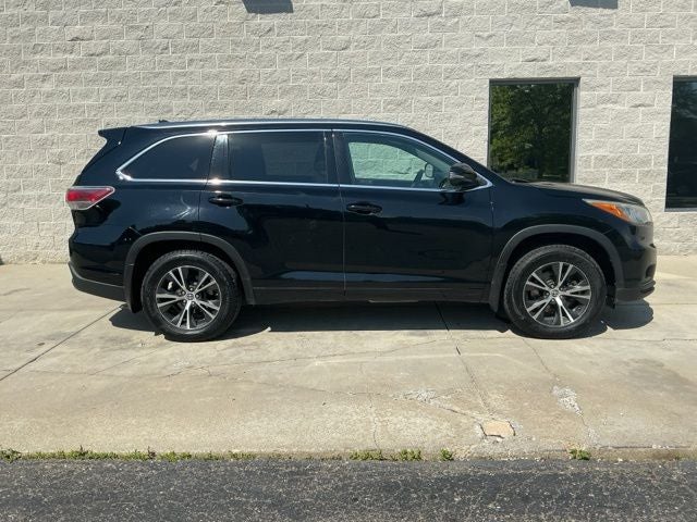 2016 Toyota Highlander XLE V6