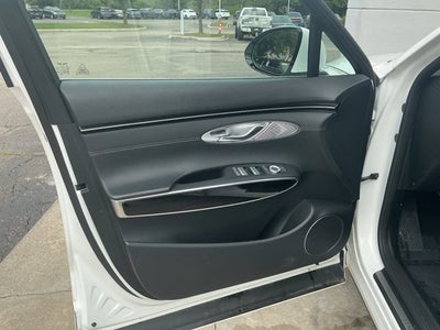 2025 Genesis GV70 2.5T